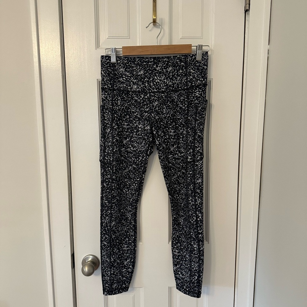 Athleta Patterned Workout Leggings. - image 2